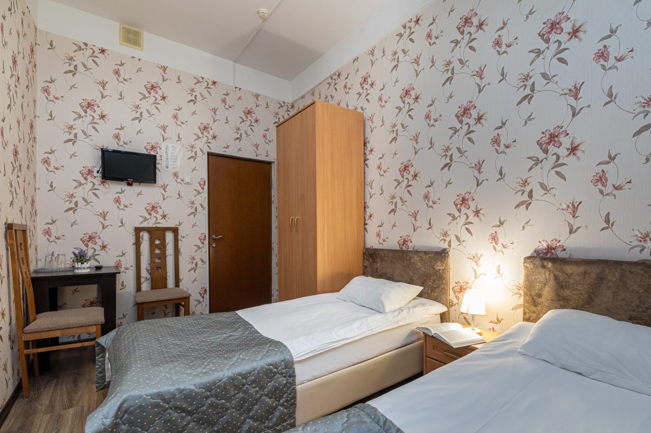 Четырехместный (Эконом, Семейный), Гостиница Первомайская