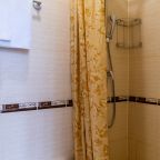 Одноместный стандарт. Кровать односпальная 80х200. Душ.