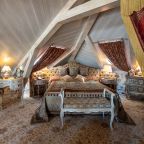 Апартаменты (River House), Отель Old House Resort & SPA