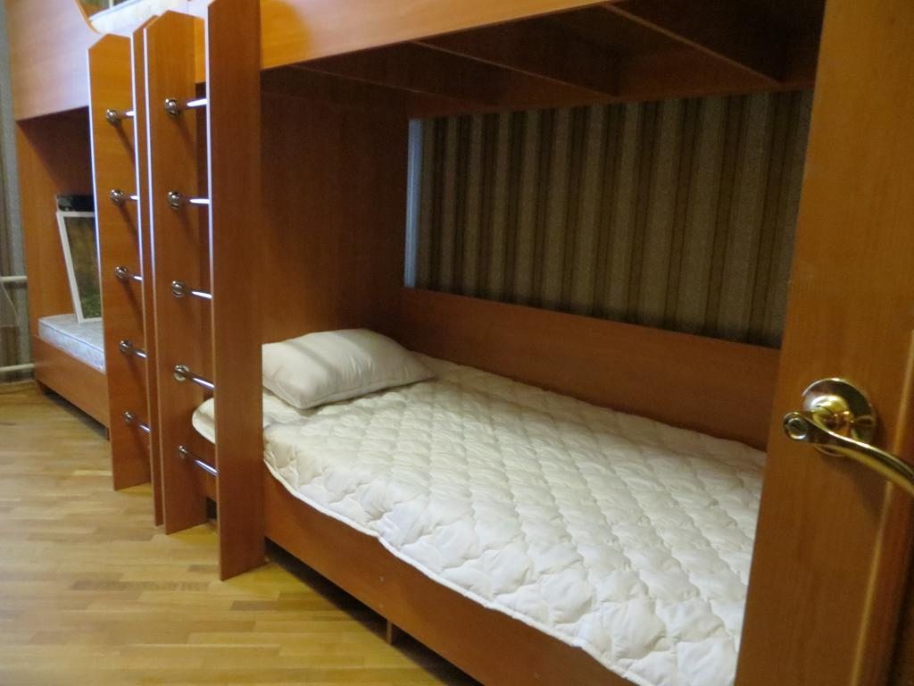 Номер (Кровать в общем 8-местном номере для мужчин) хостела GagarinSKY, Нижний Новгород