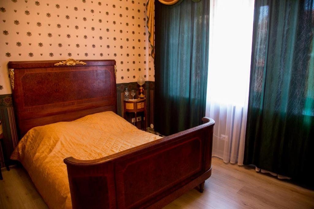 Двухместный (Бюджетный двухместный номер с 1 кроватью) отеля Le Chalet, Решетниково