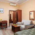 Двухместный (Улучшенный номер с кроватью размера «king-size»), Отель Малетон