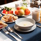 Континентальный завтрак, Отель Малетон