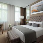 Двухместный (KING COMFORT CITY VIEW ROOM), Чехофф Отель Москва Кьюрио Коллекшен Хилтон