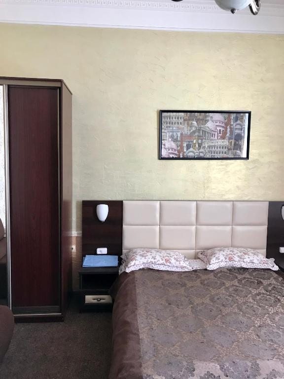 Двухместный (Двухместный номер с 1 кроватью или 2 отдельными кроватями) отеля Центральная корпус 2, Махачкала