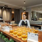 Бар / Ресторан, Гостиница Фореста Фестиваль Парк