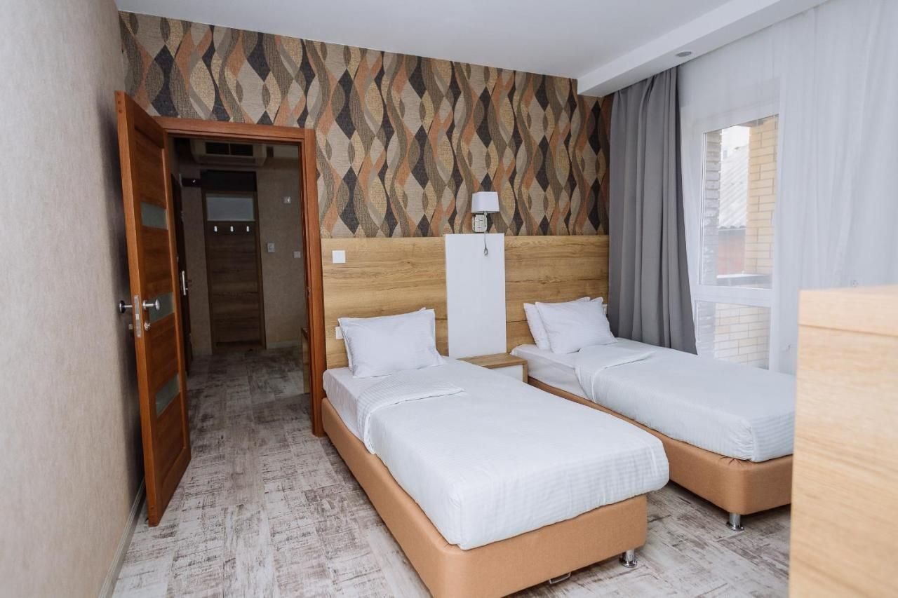 Люкс (Апартаменты), Отель Маликон