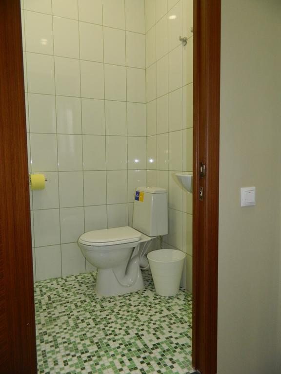 Двухместный (Двухместный номер Делюкс c 1 кроватью и ванной комнатой) хостела Nice Hostel, Рязань