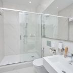 Полулюкс (Полулюкс), Отель Aura City Hotel