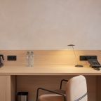 Полулюкс (Полулюкс), Отель Aura City Hotel