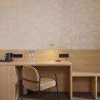 Люкс (Люкс), Отель Aura City Hotel