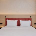 Люкс (Люкс), Отель Aura City Hotel