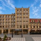 Частная парковка, Отель Aura City Hotel