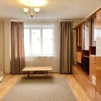 Апартаменты (1-к. кв. Чкалова 25 №6), Гостиница Декабрист
