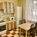 Апартаменты (1-к. кв. Чкалова 25 №6), Гостиница Декабрист