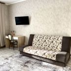 Апартаменты (1-к. кв. Чкалова 25 №3), Гостиница Декабрист