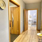 Апартаменты (2-к. кв. Кирова 16), Гостиница Декабрист