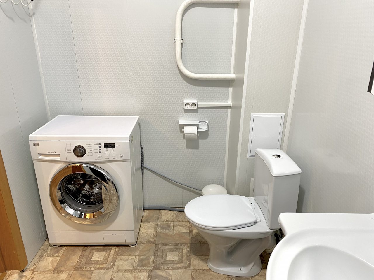 Апартаменты (2-к. кв. Кирова 16), Гостиница Декабрист