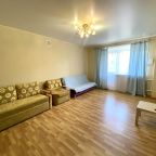 Апартаменты (2-к. кв Токмакова 36 №42), Гостиница Декабрист