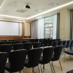 Парк Культуры, Отель Холидей Инн Москва Сокольники