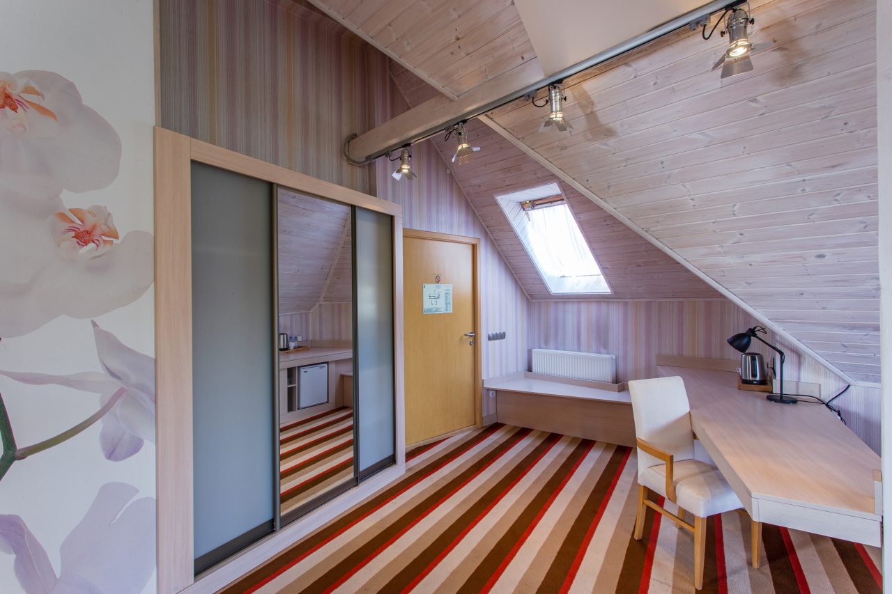 Двухместный (Улучшенный номер  «Дикая Орхидея» (мансарда)), Люмьер отель & spa