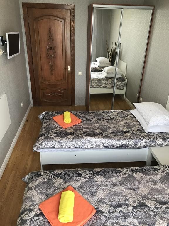 Двухместный (Двухместный номер эконом-класса с 2 отдельными кроватями и общей ванной комнатой) отеля Исаакиевский, Санкт-Петербург