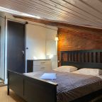 Двухместный (Мансардный 2х местный номер с душем), Гостевой дом Исаакиевский апарт