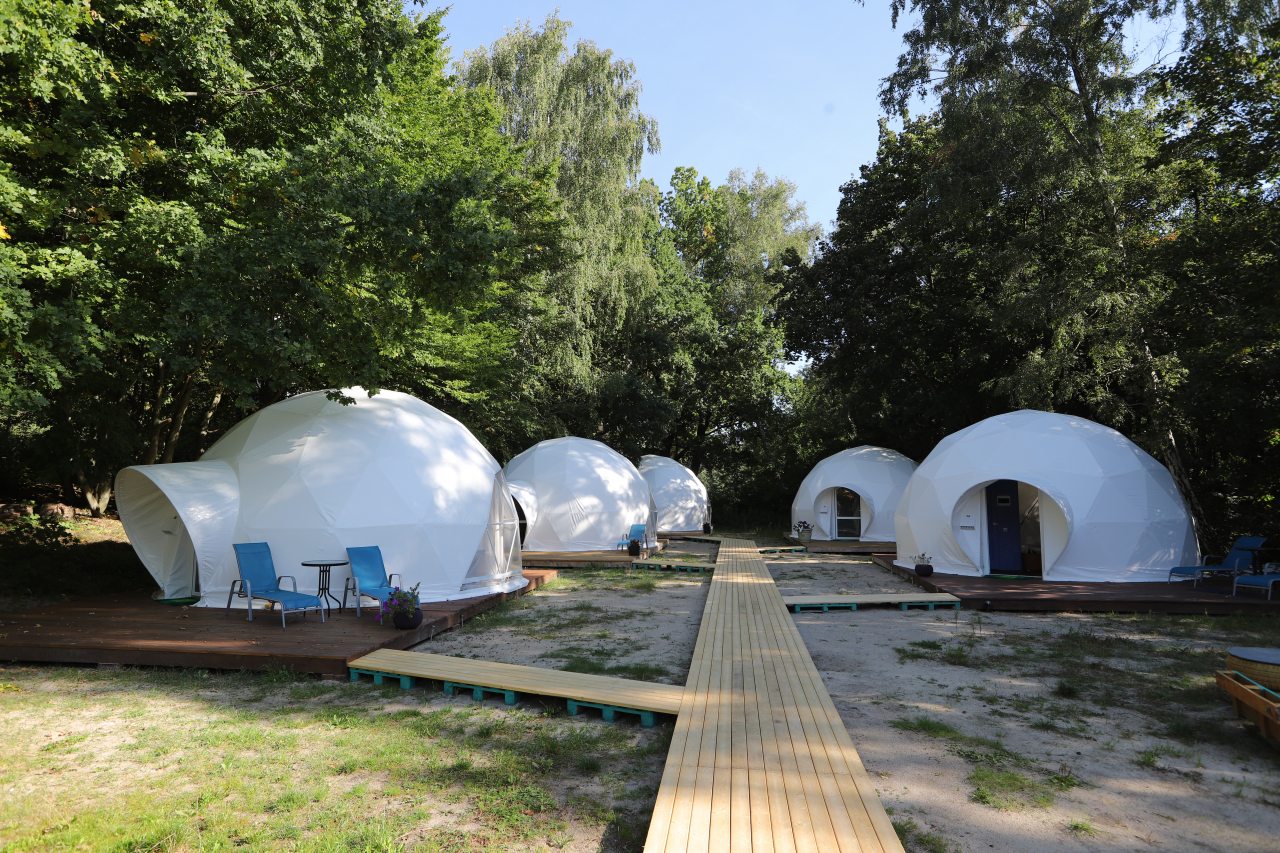 Двухместный (Глэмп), Отель Балтик-спорт