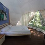 Двухместный (Глэмп), Отель Балтик-спорт