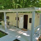 Двухместный (Трейлер), Отель Балтик-спорт