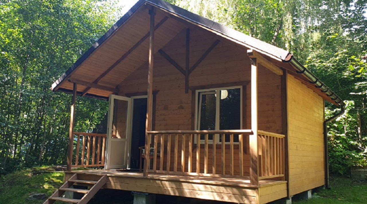 Коттедж (Коттедж), Отель Балтик-спорт