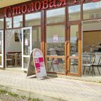 Бар у бассейна, Гостевой дом Лотос