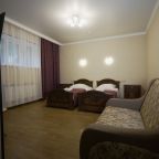 Двухместный (Стандарт раздельные кровати цокольный этаж), Отель Кавказ