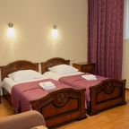 Двухместный (Стандарт раздельные кровати цокольный этаж), Отель Кавказ