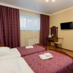 Двухместный (Стандарт раздельные кровати цокольный этаж), Отель Кавказ