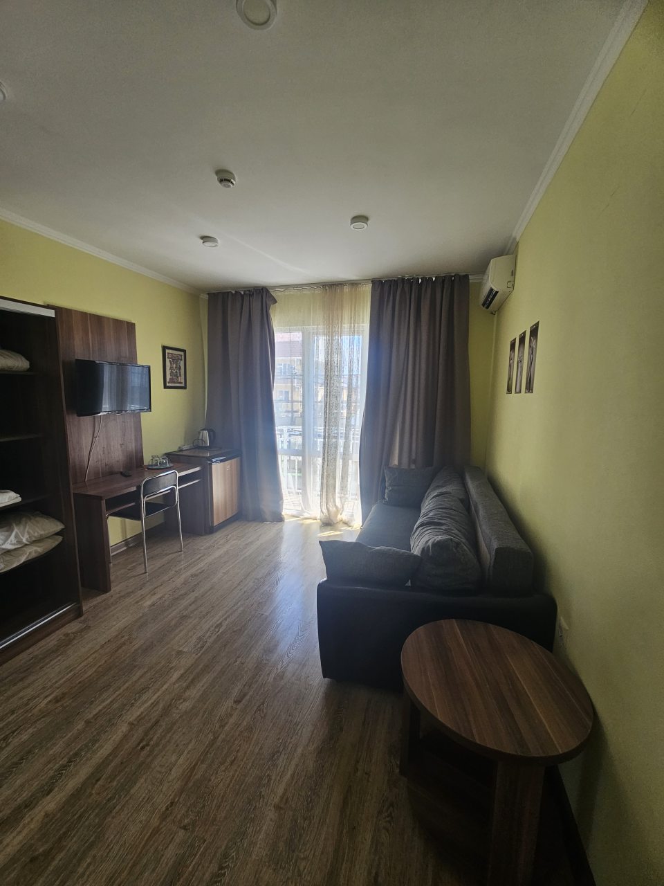 Четырехместный (Двухкомнатный номер), Отель Лемонграсс