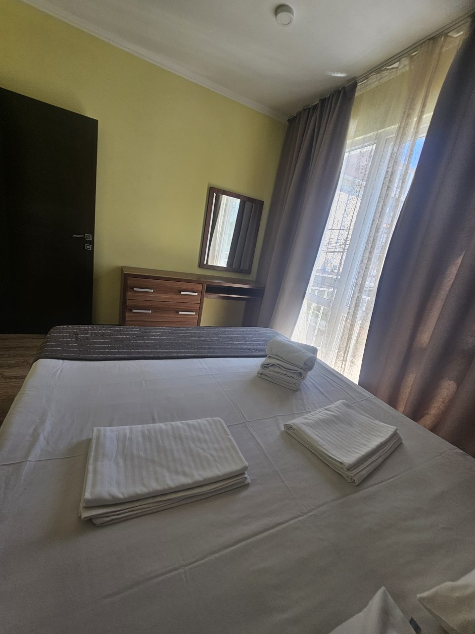 Четырехместный (Двухкомнатный номер), Отель Лемонграсс