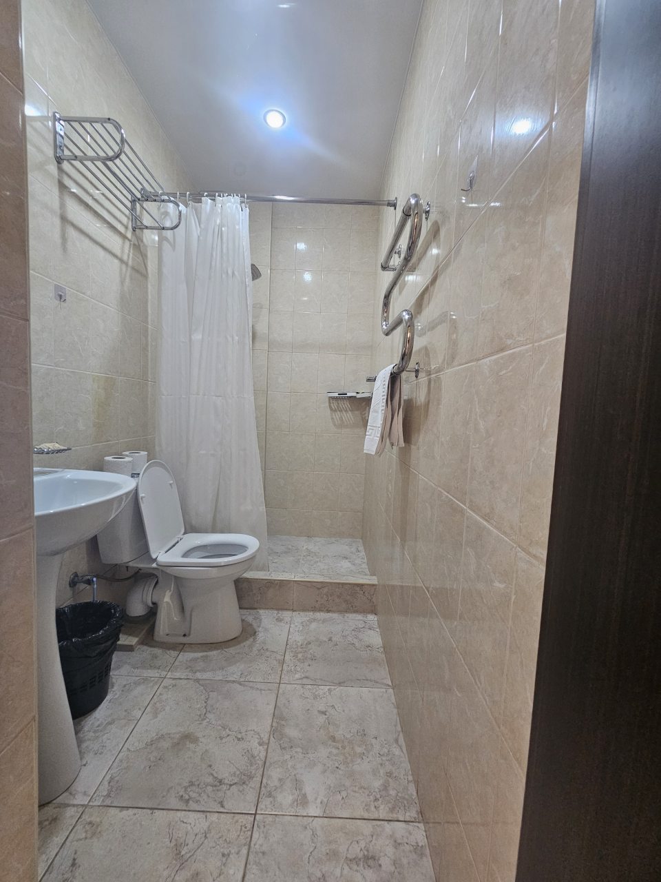 Четырехместный (Двухкомнатный номер), Отель Лемонграсс