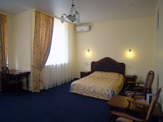 Люкс (Deluxe King Room) гостиницы Пушкинская Миллениум, Ростов-на-Дону