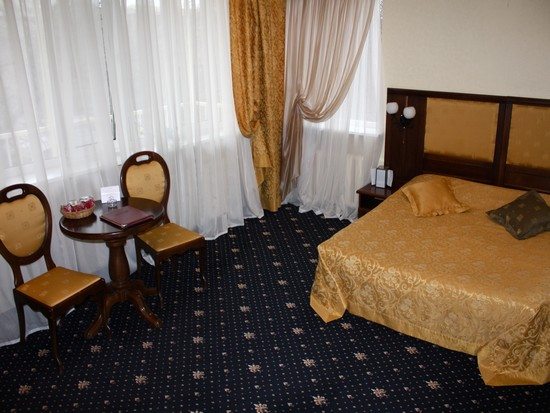 Люкс (Delux King Room № 23, 33) гостиницы Пушкинская, Ростов-на-Дону