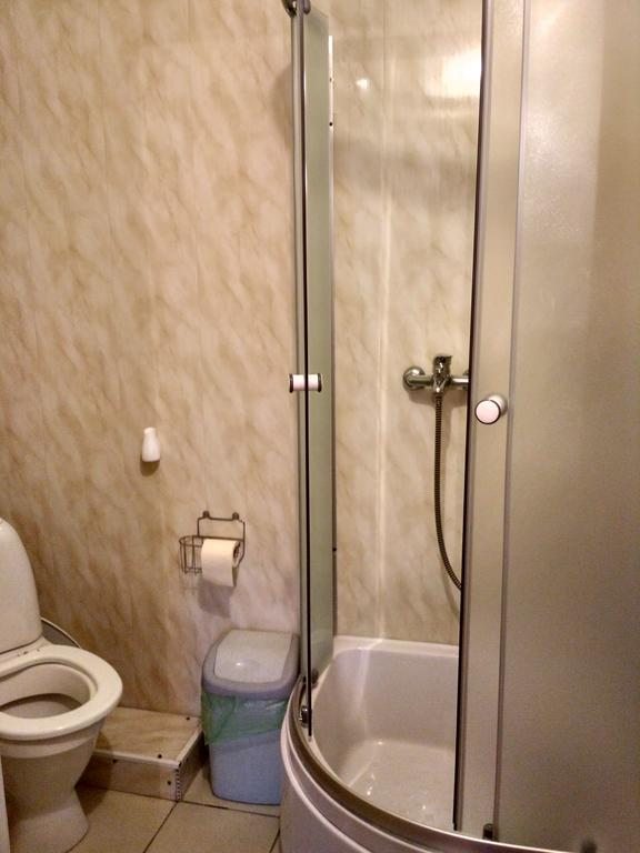 Одноместный (Одноместный номер с ванной комнатой) мини-отеля Заполярье, Полярные Зори