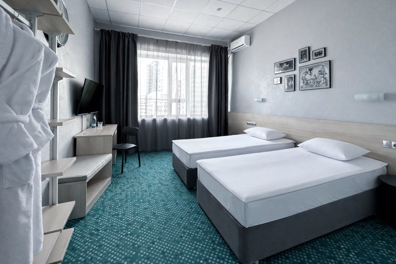 Двухместный (Стандарт с двумя односпальными кроватями), Маринс Парк Отель Ростов