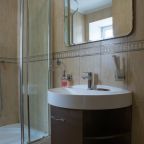 Двухместный (Полулюкс с большой кроватью), Гостиница Зодиак