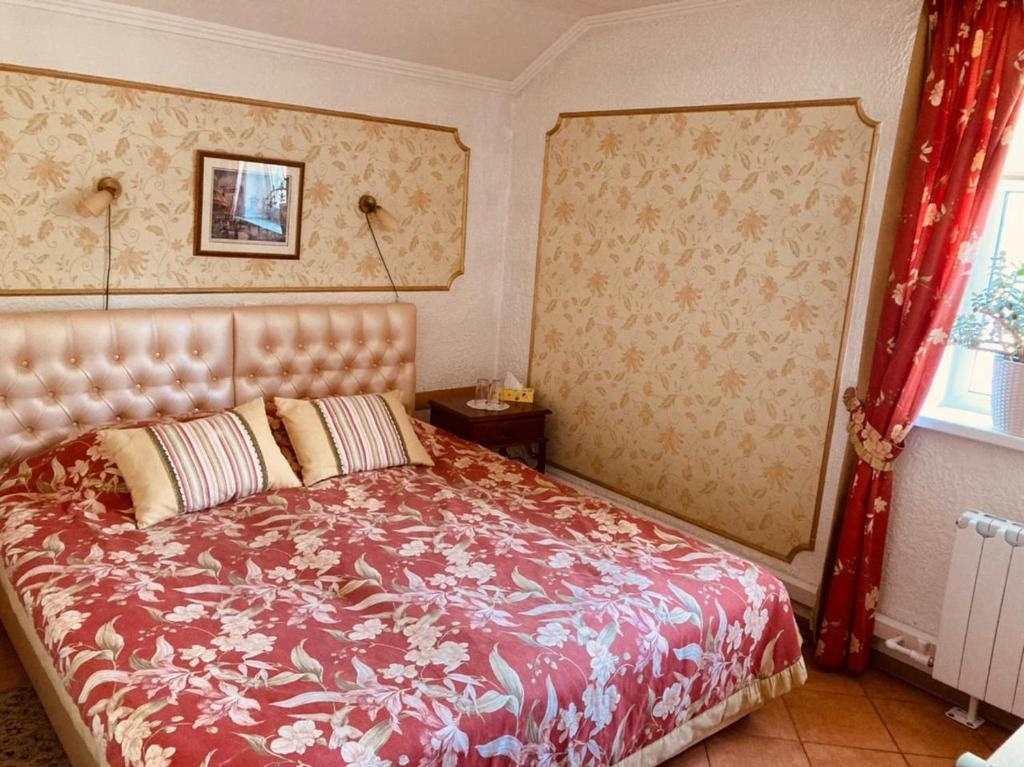 Двухместный (Двухместный номер с 1 кроватью) базы отдыха Александровский Причал, Весьегонск