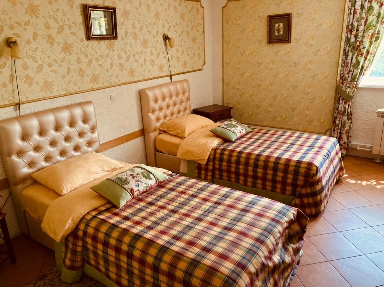 Двухместный (Двухместный номер с 1 кроватью или 2 отдельными кроватями) базы отдыха Александровский Причал, Весьегонск