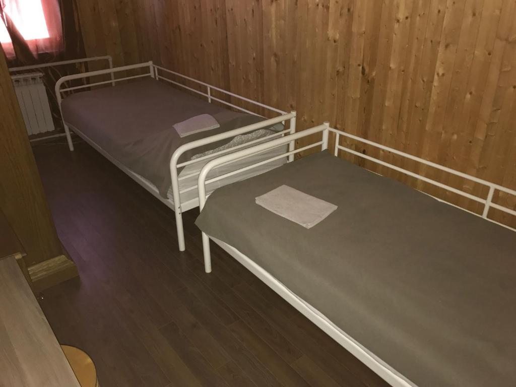 Двухместный (Двухместный номер эконом-класса с 2 отдельными кроватями) гостевого дома Шеремотель, Химки