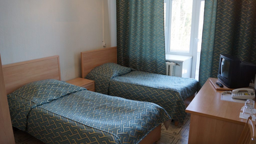 Полулюкс (2-местный) гостиницы Проф-отель, Сургут