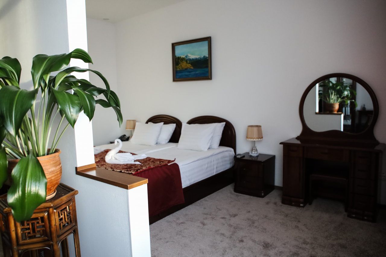 Люкс, Гостиница Сибирь