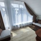 Семейный (Семейный на мансарде), Гостевой дом Регион 86