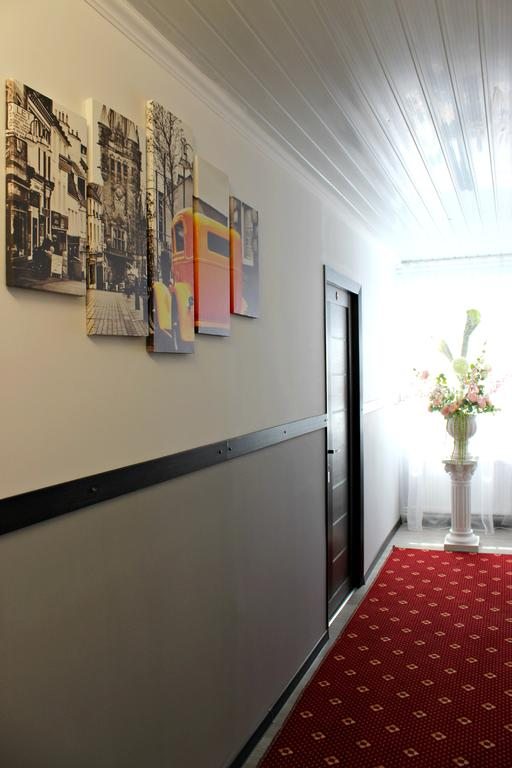Двухместный (Двухместный номер с 2 отдельными кроватями и ванной комнатой) отеля Сармат, Вешенская